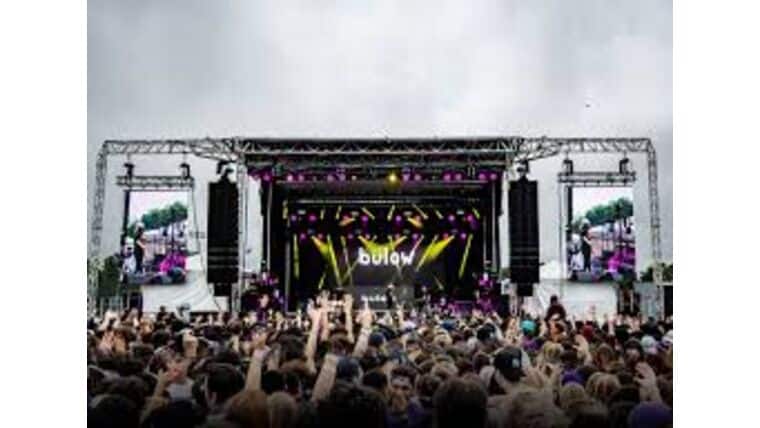 SAM450 Stage – 44′ x 38′ | Rental