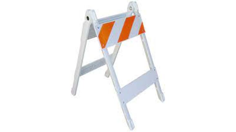 Type I Plastic Crowd Barricade | Rental