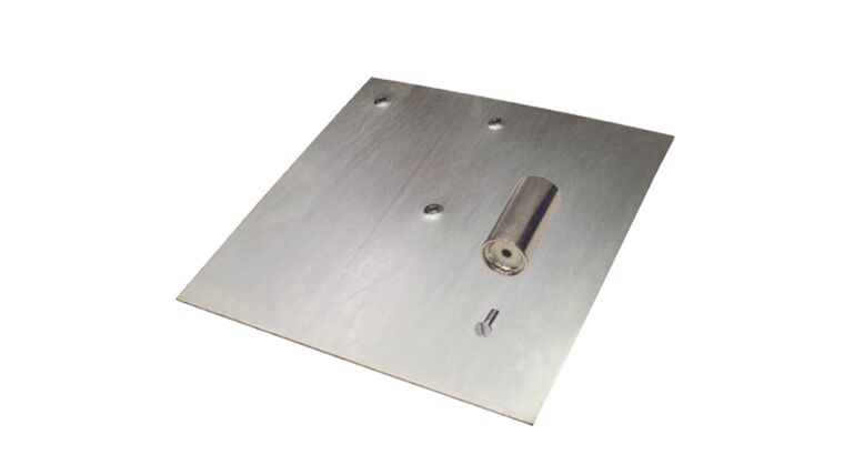 18″ x 18″ Slip Fit Base With 9″x2″ Pin – 17lbs | Rental