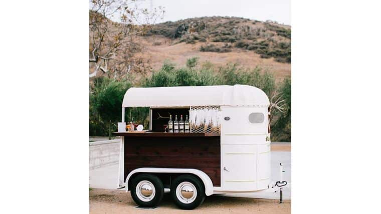 12’ Vintage Horse Trailer Bar | Rental 12’ Vintage Horse Trailer Bar | Rental