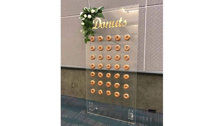 8′ x 8′ Plexiglas Donut Wall | Rental 8′ x 8′ Plexiglas Donut Wall | Rental