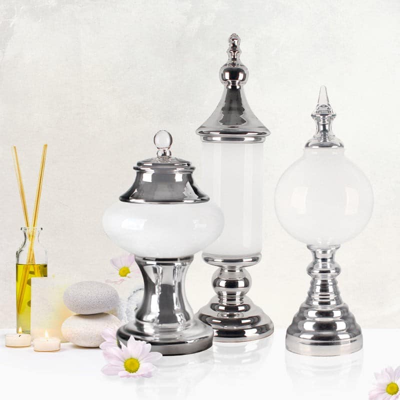 Metallic Accent White/Clear | Rental Metallic Accent White/Clear | Rental