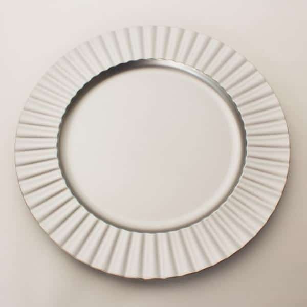 Decostar™ Plastic Charger Plate 13″ – Matte Spray Finish – Silver – 24 Pieces | Rental