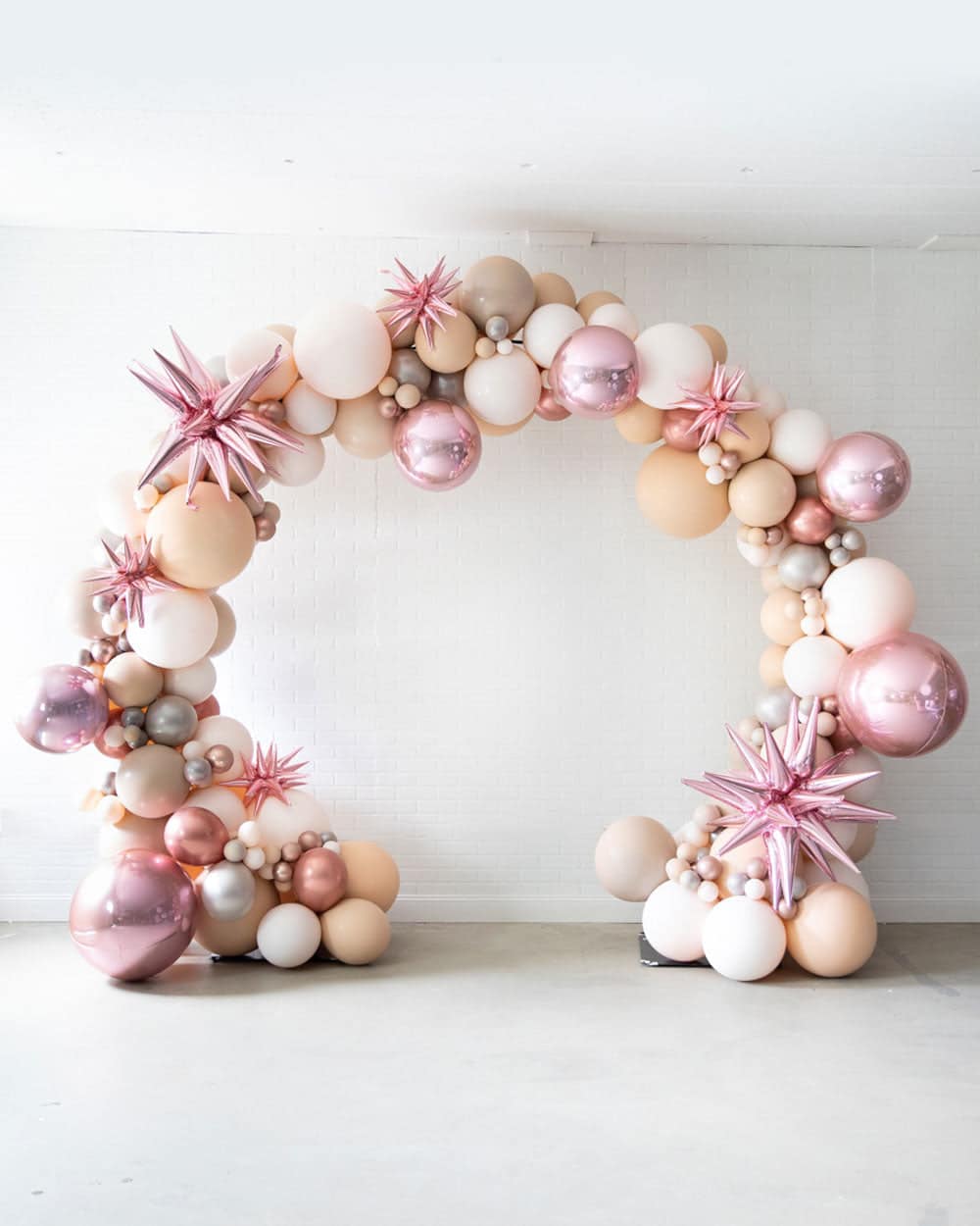 Berry Blush – Circle Aeropole Install | Rental