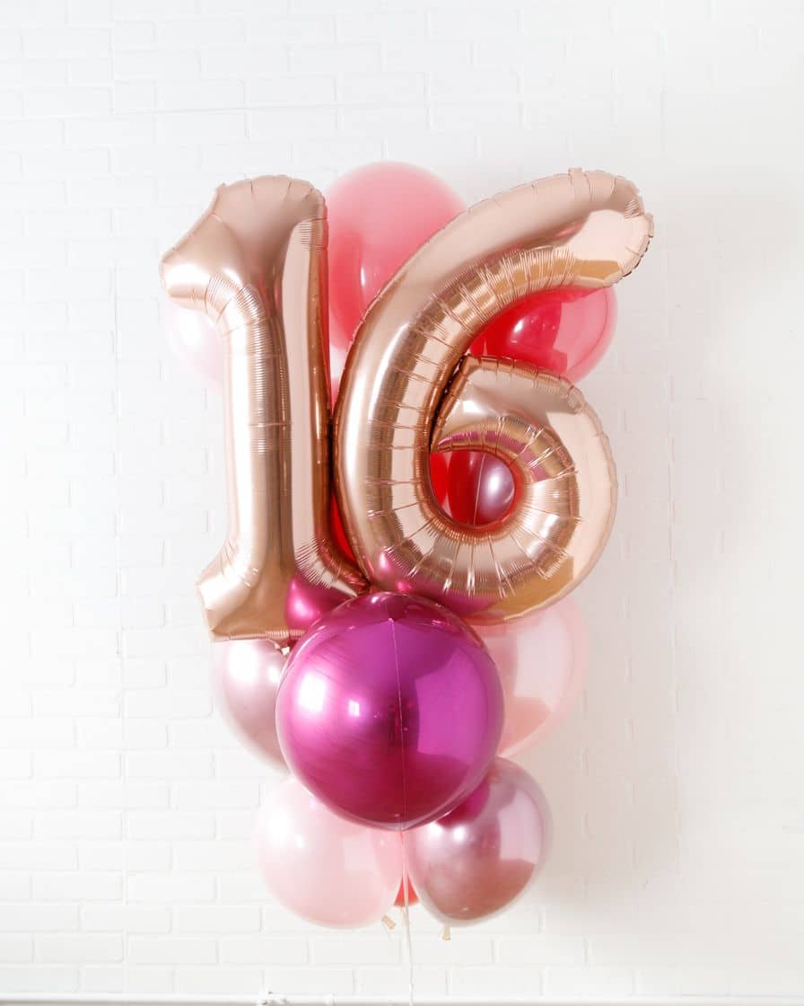 Life In Plastic – Foil Number and latex Balloons – 13 balloons | Rental